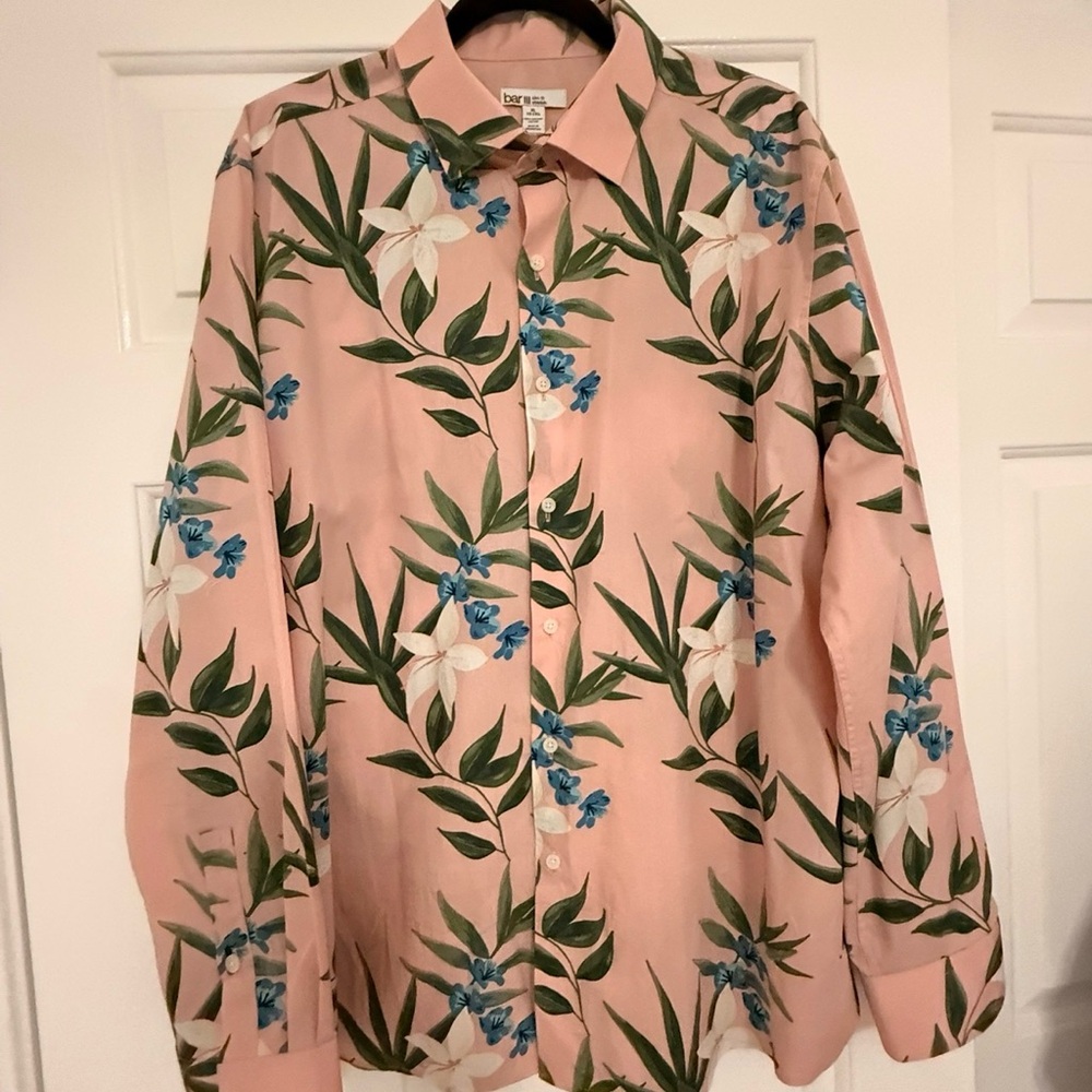 Mens Bar III Slim Fit Stretch Floral Pink Button-Up Shirt XL 17-17 1/2 EUC